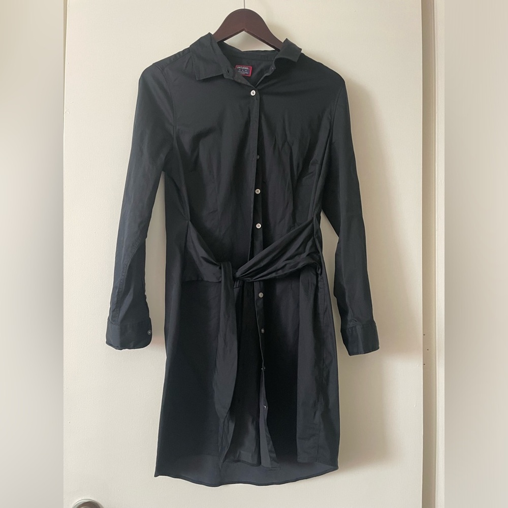 UNTUCKit long sleeve Angela dress size 10 in excellent worn condition 🖤